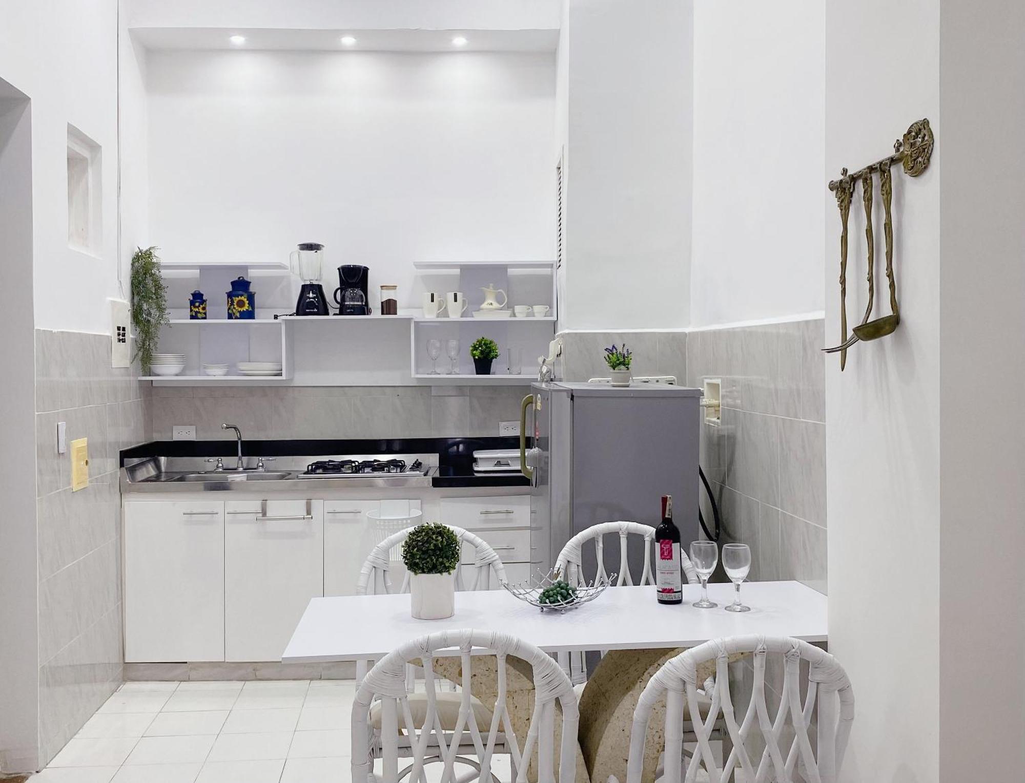 In Old Apto 2c Apartment *