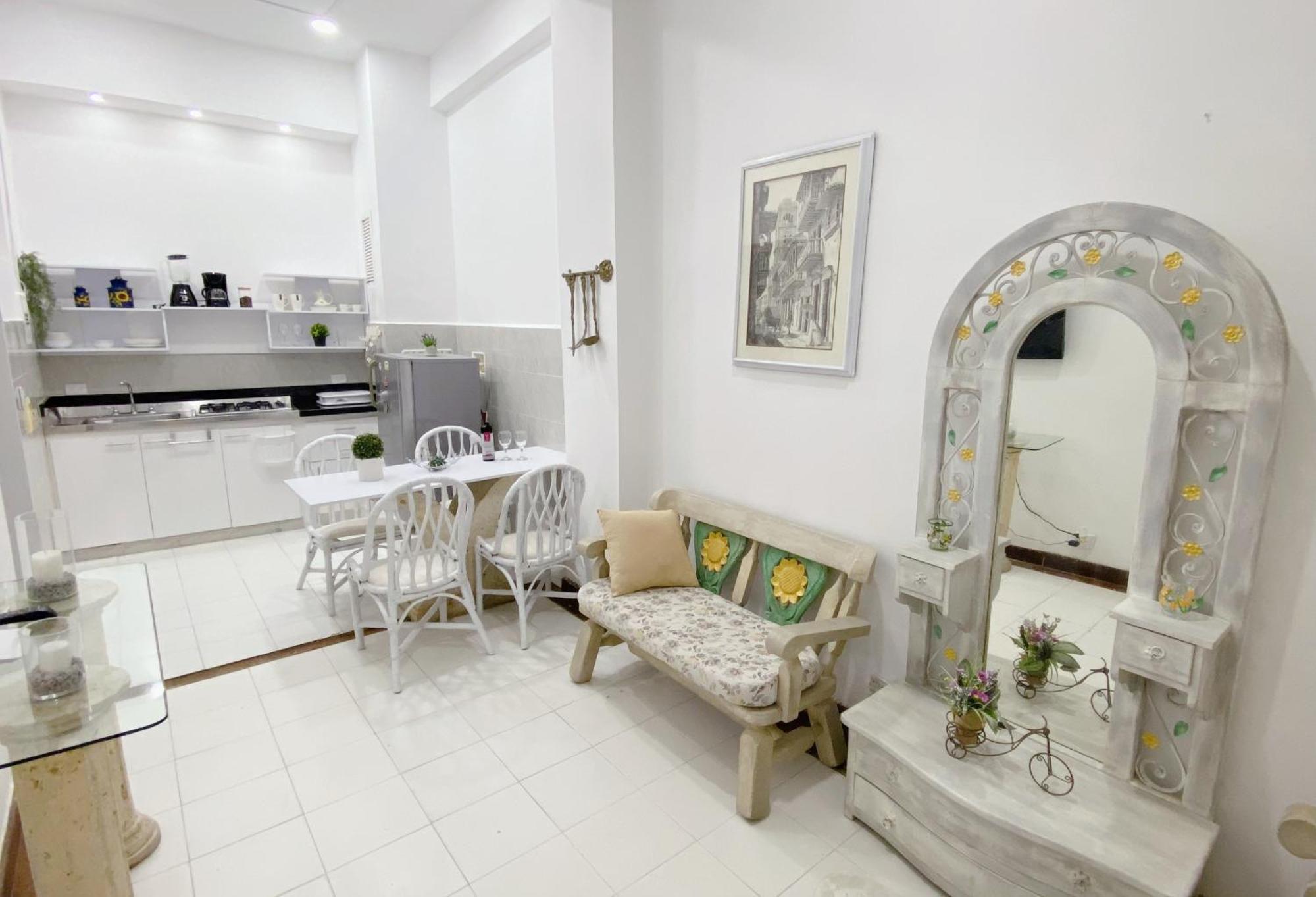 In Old Apto 2c * Cartagena